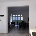 St Nicholas Апартаменты *